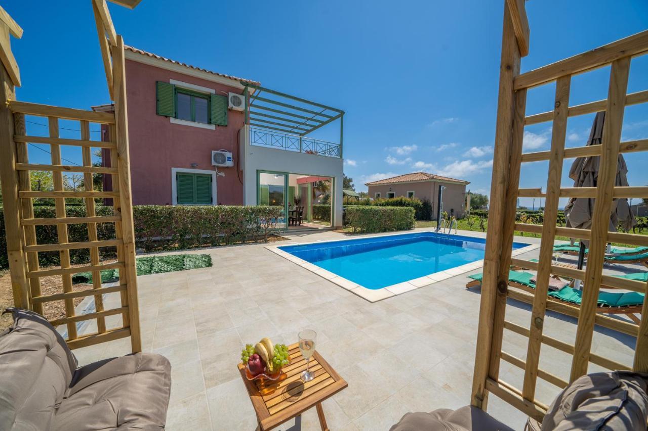 Monambeles Villas Svoronata Bagian luar foto