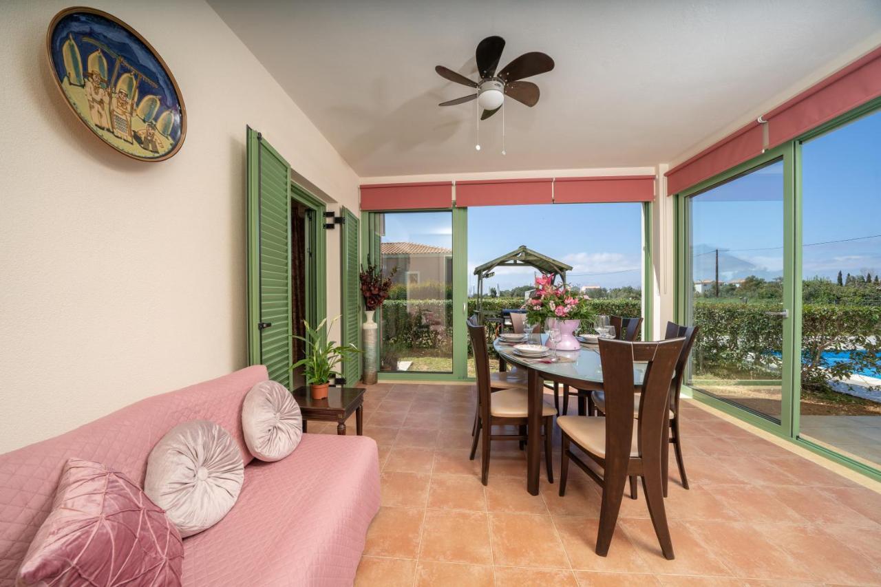 Monambeles Villas Svoronata Bagian luar foto