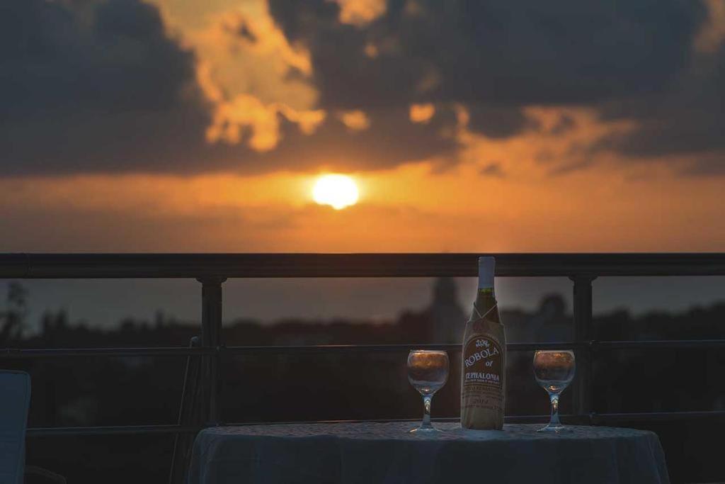 Monambeles Villas Svoronata Bagian luar foto